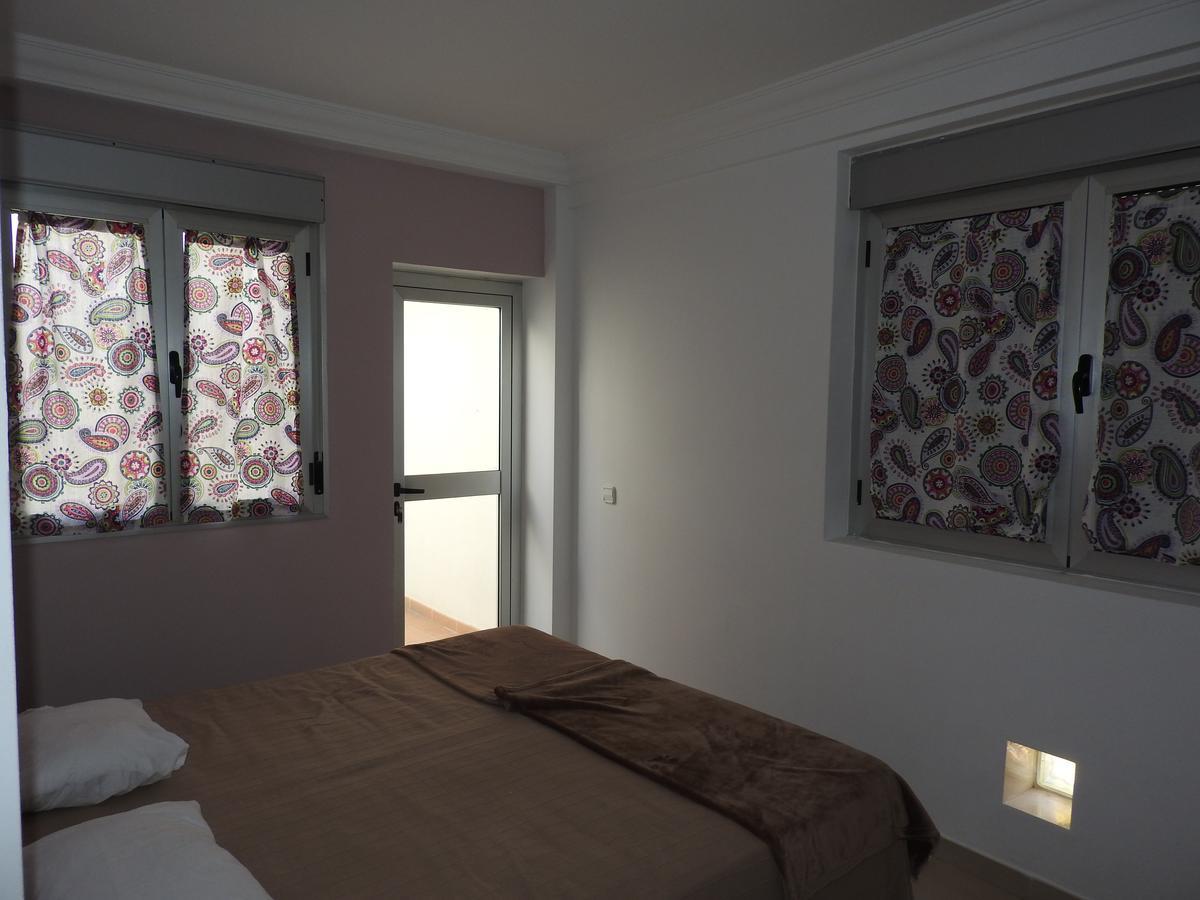Apartamentos Borba 그라나딜라데아보나 외부 사진