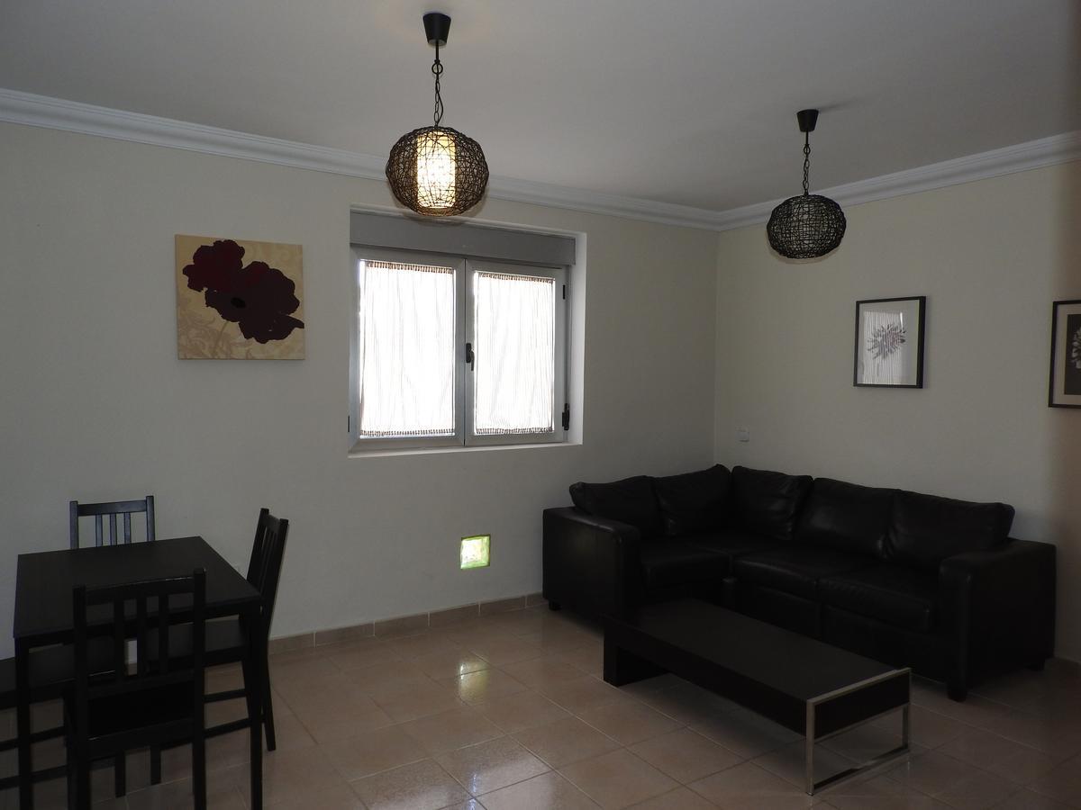 Apartamentos Borba 그라나딜라데아보나 외부 사진